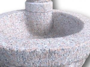 vaschetta in pietra con fontana in granito rosa baveno montorfano in offerta da pietrarredo milano eva