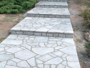 costo pavimento pietra naturale giardino cortile costi pietrarredo milano luserna blu grigio uniforme
