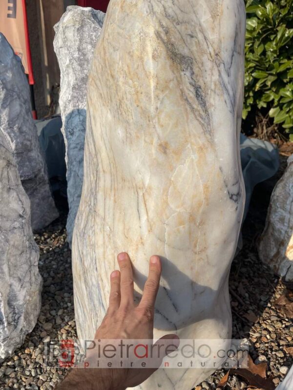 offerta bellissimi monoliti pietre lucide per giardini sasso pietarrredo costo marmo carrara