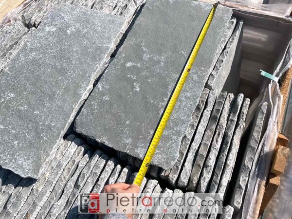 Pavimento pietra naturale Kota Blue Lime Stone anticata formato 60cm x 30cm spessore circa 2 cm lastre prezzo pietrarredo milano italy stone costo